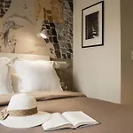 Select Liberdade 3*
