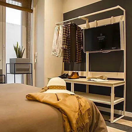 Select Liberdade Lisbon