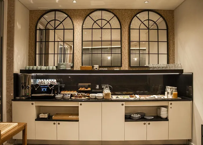 Select Liberdade Lisbon