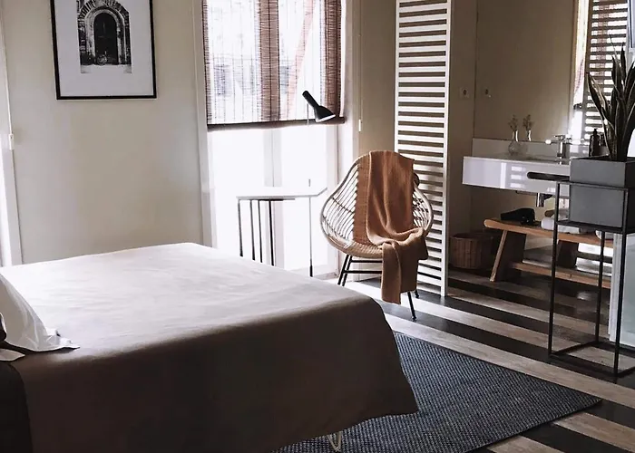 Select Liberdade Hotel 3*