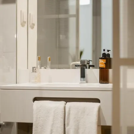 Select Liberdade 3*